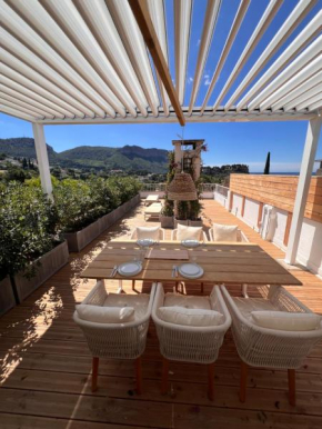 Casa B- Splendid rooftop overlooking the sea
